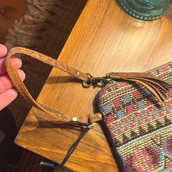 NWT Myra Bag Pink and Brown Aztec Patterned Clutch - Picture 7 of 12